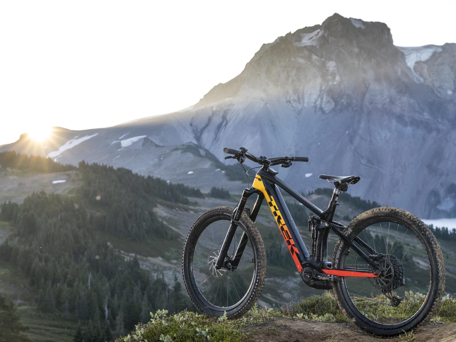 Trek elektriskais velosipēds